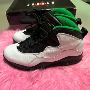 Air Jordan 10 Retro 'Seattle' Black and White Sneakers with Green Accents